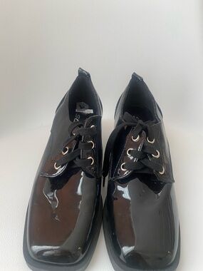 Soda Black Patent Lace-Up Oxford Derby